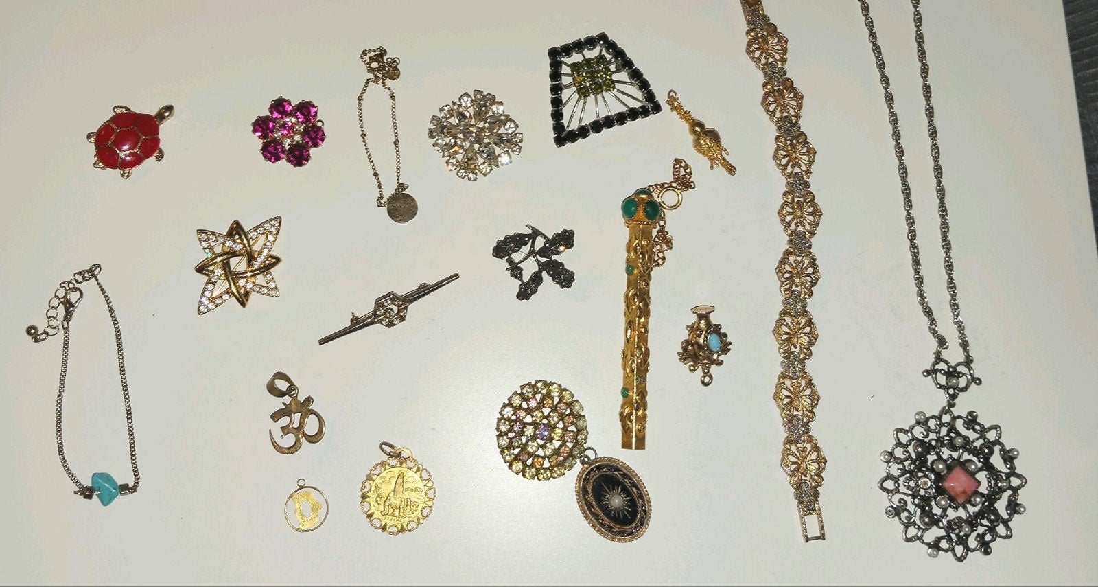 armbanden, broches ketting, Ophalen of Verzenden, Overige materialen, Ketting, Verguld