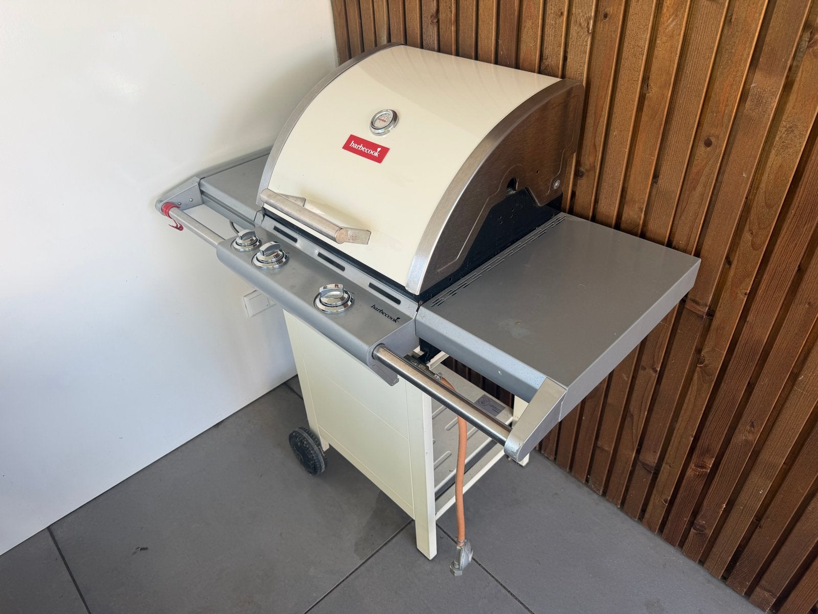 Barbecook gasbarbecue bbq, zijbrander en met hoes, wit!, Ophalen, Zo goed als nieuw