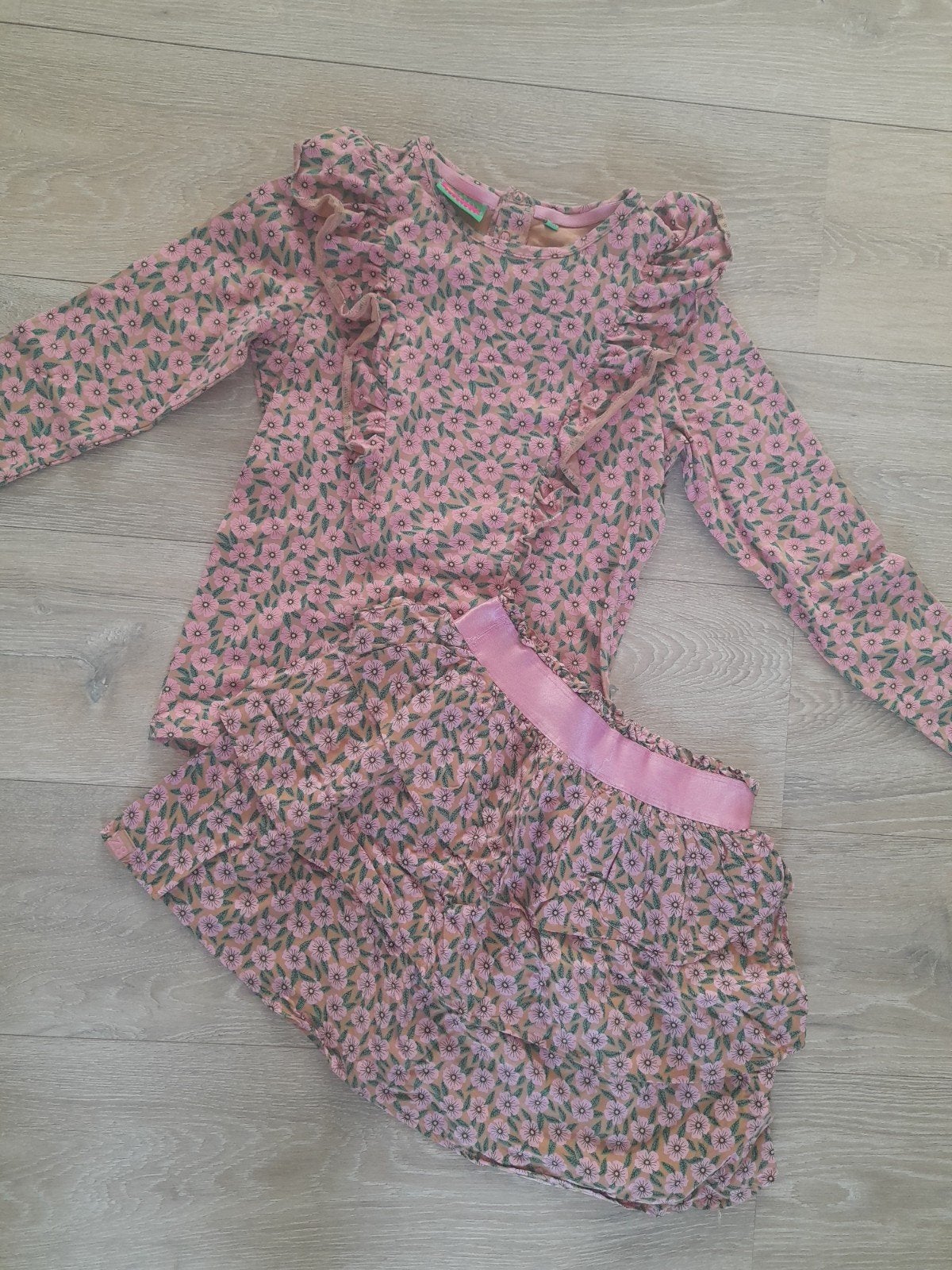Z8 setje 134/140, Meisje, Z8, Ophalen of Verzenden, Zo goed als nieuw