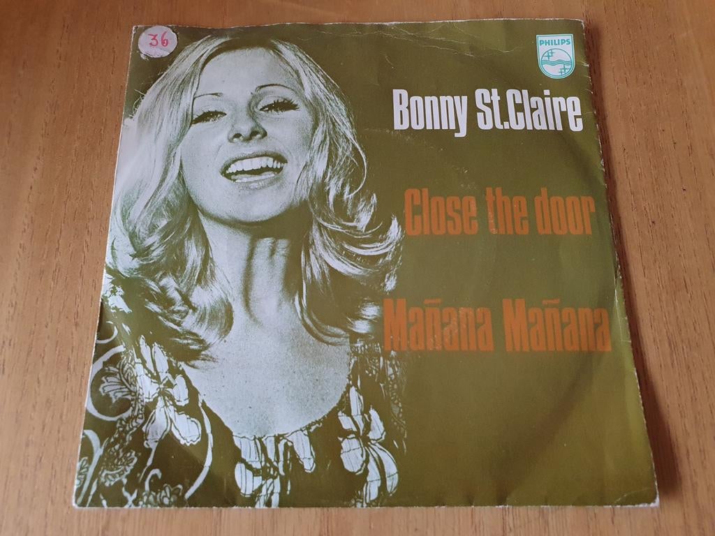 Bonny St.Claire - Mañaña Mañaña, Ophalen of Verzenden, Zo goed als nieuw, Nederlandstalig