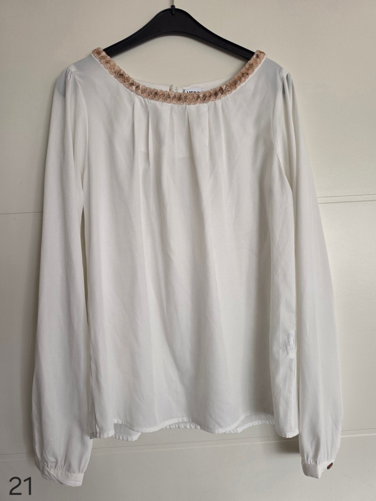Witte blouse met kralen van Vero Moda, maat S, Vero Moda, Wit, Ophalen of Verzenden, Zo goed als nieuw