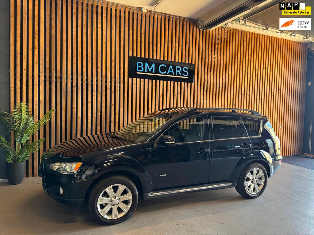 Mitsubishi Outlander 2.4 Instyle AUTOMAAT,Schuifdak,Camera, Automaat, Euro 5, 4 cilinders, 7 stoelen