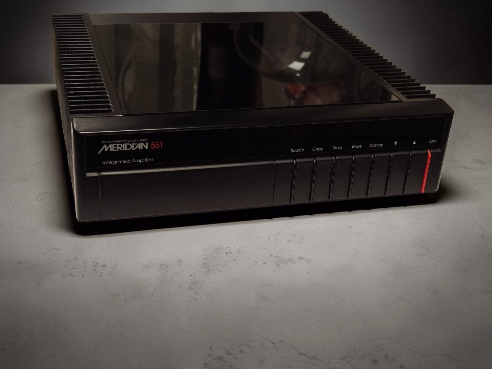 Meridian 551, Zo goed als nieuw, 120 watt of meer, Stereo, Ophalen