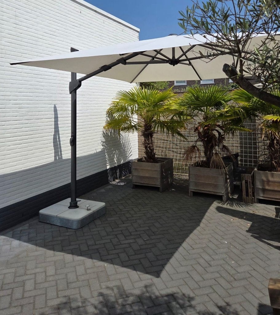 Parasol Fortano 300x300 zweefparasol met rolvoet draaibaar, Ophalen, Nieuw, 2 tot 3 meter, Zweefparasol