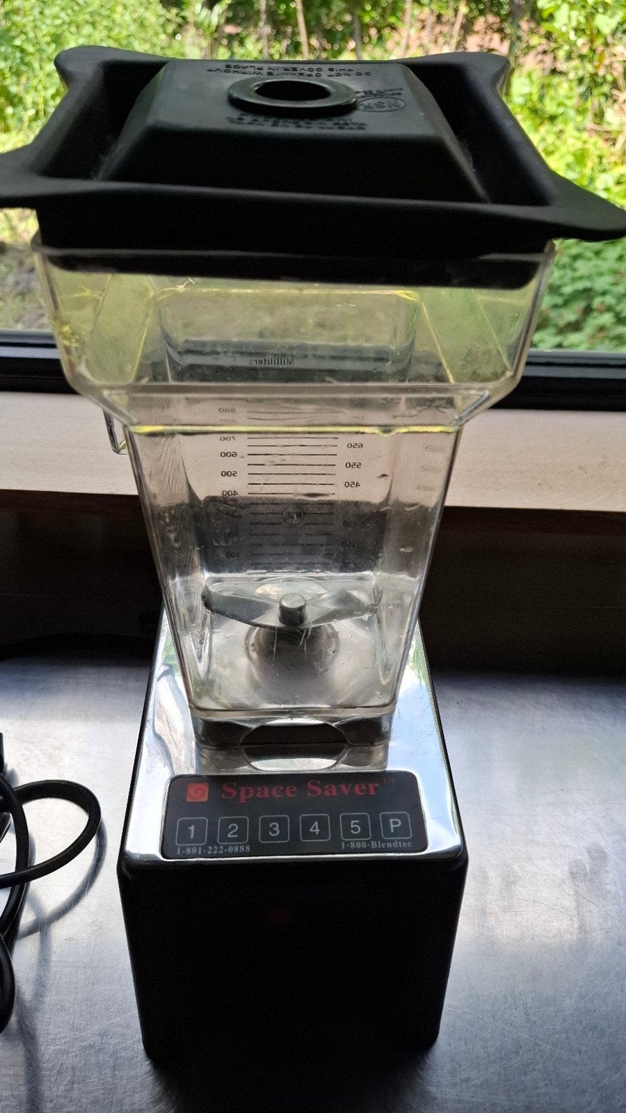 Blendtec Space Saver Commerciële Blender Prive gebruikt., Witgoed en Apparatuur, Blenders, Gebruikt, Blender, Ophalen of Verzenden