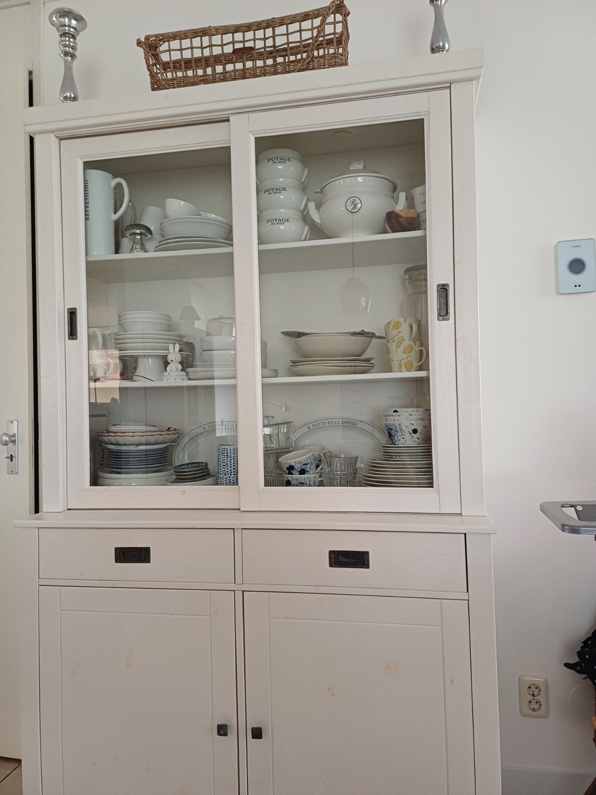 Kast (zonder inhoud), Ophalen, Gebruikt, 100 tot 150 cm, 150 tot 200 cm