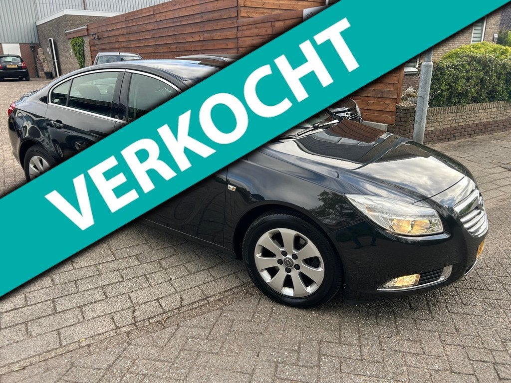 Opel Insignia 1.6 T Edition nieuwe apk distributie!, Auto's, Opel, Euro 5, Zwart, Bedrijf, Handgeschakeld
