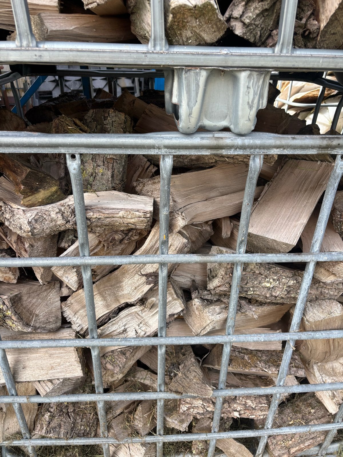 Droog wilgenhout haardhout - direct stookbaar, Tuin en Terras, 6 m³ of meer, Ophalen, Overige houtsoorten, Blokken