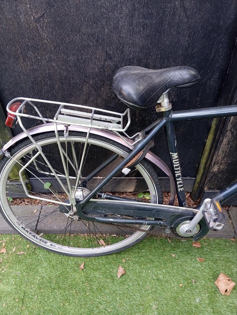 Twee fietsen multicycle 26 inch gazelle 28, Fietsen en Brommers, Fietsen | Jongens, Ophalen of Verzenden, Gebruikt, 26 inch of meer