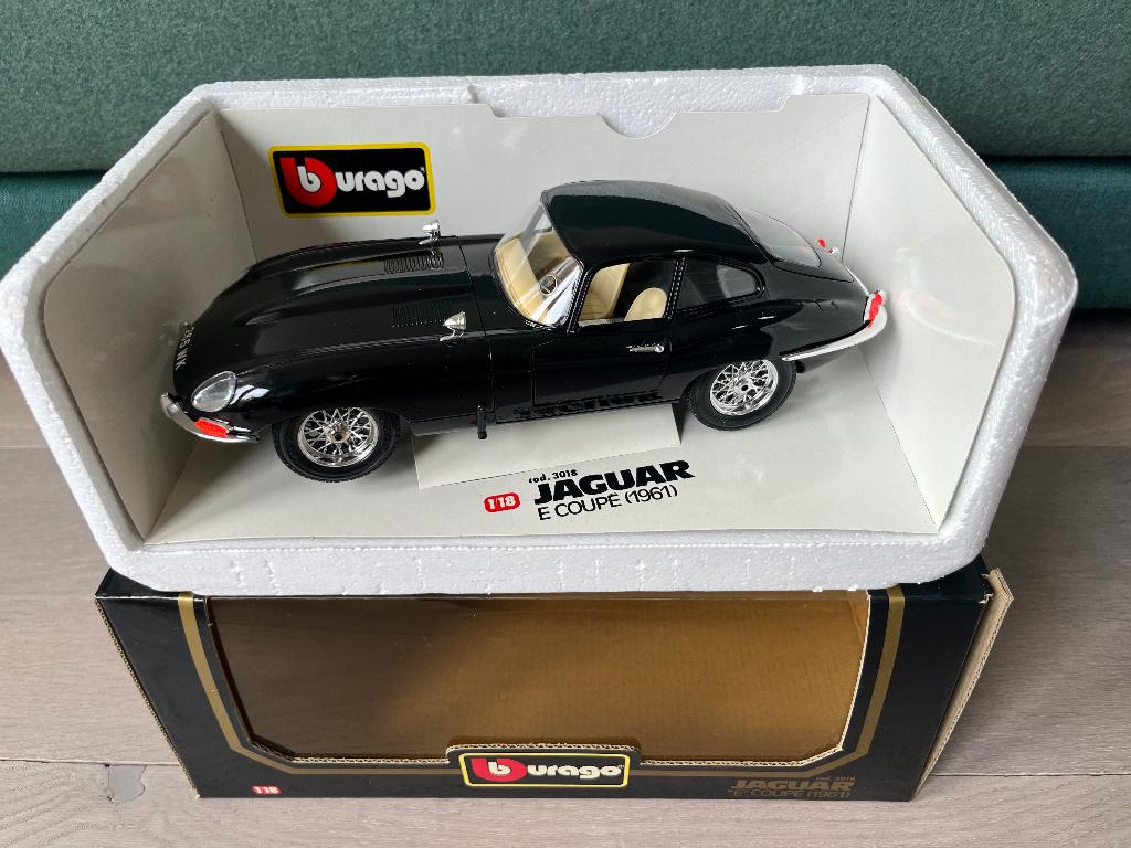 Burago Bburago 1:18 Jaguar nieuwstaat 1961, Verzenden, Nieuw, Auto, Bburago