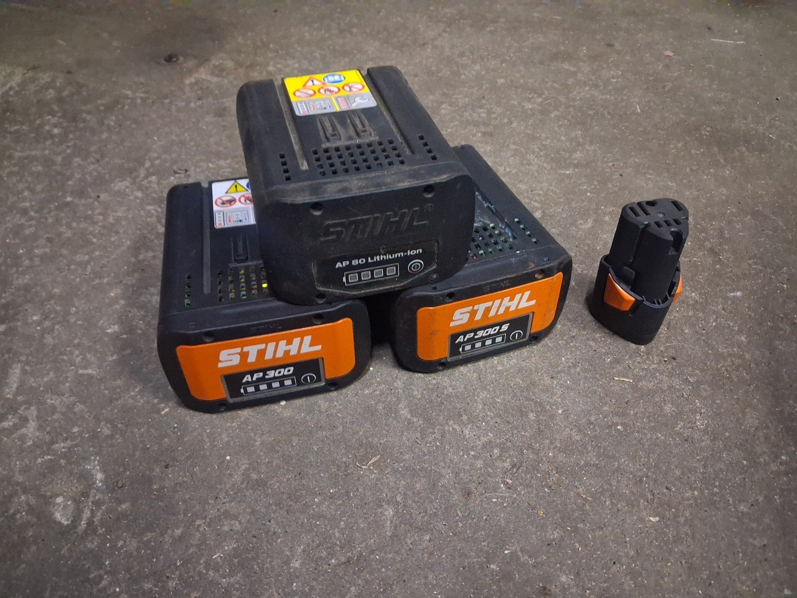 stihl ap accu’s defect., Ophalen, Gebruikt, Overige soorten, Stihl