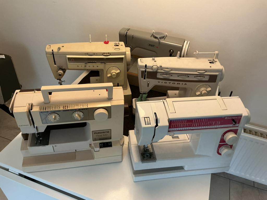 5 naaimachines, Ophalen, Zo goed als nieuw, Lockmachine, Husqvarna