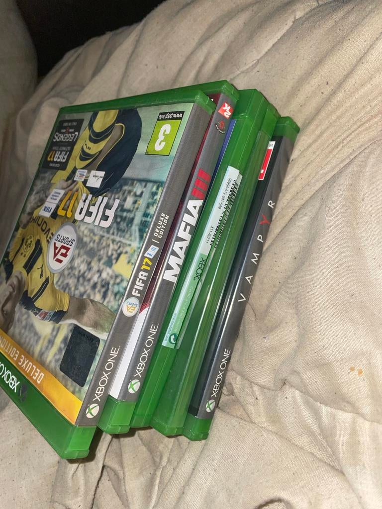Xbox One Games: FIFA 17, Mafia III, Vampyr, Spelcomputers en Games, Games | Xbox One, Online, Vanaf 18 jaar, 1 speler, Ophalen of Verzenden