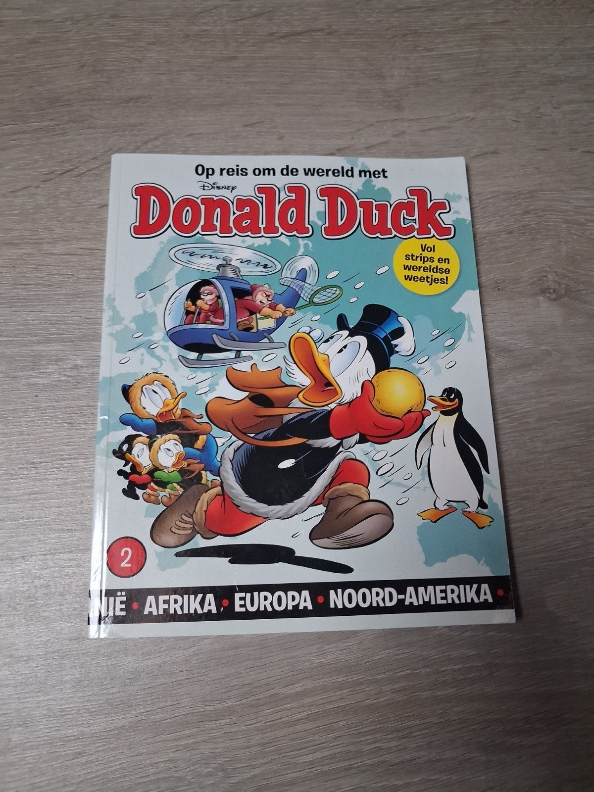 Op reis om de wereld met Donald duck, Boeken, Eén comic, Ophalen of Verzenden, Zo goed als nieuw, Europa