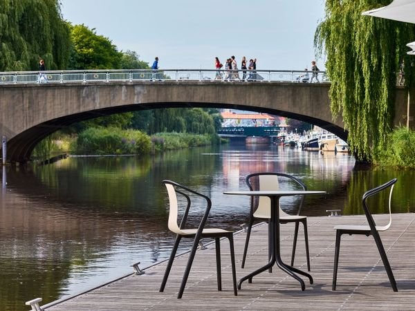 Vitra Belleville Table Bistro onderstel - origineel - 23x, Ophalen, Tafelpoot, Gebruikt, 50 tot 100 cm