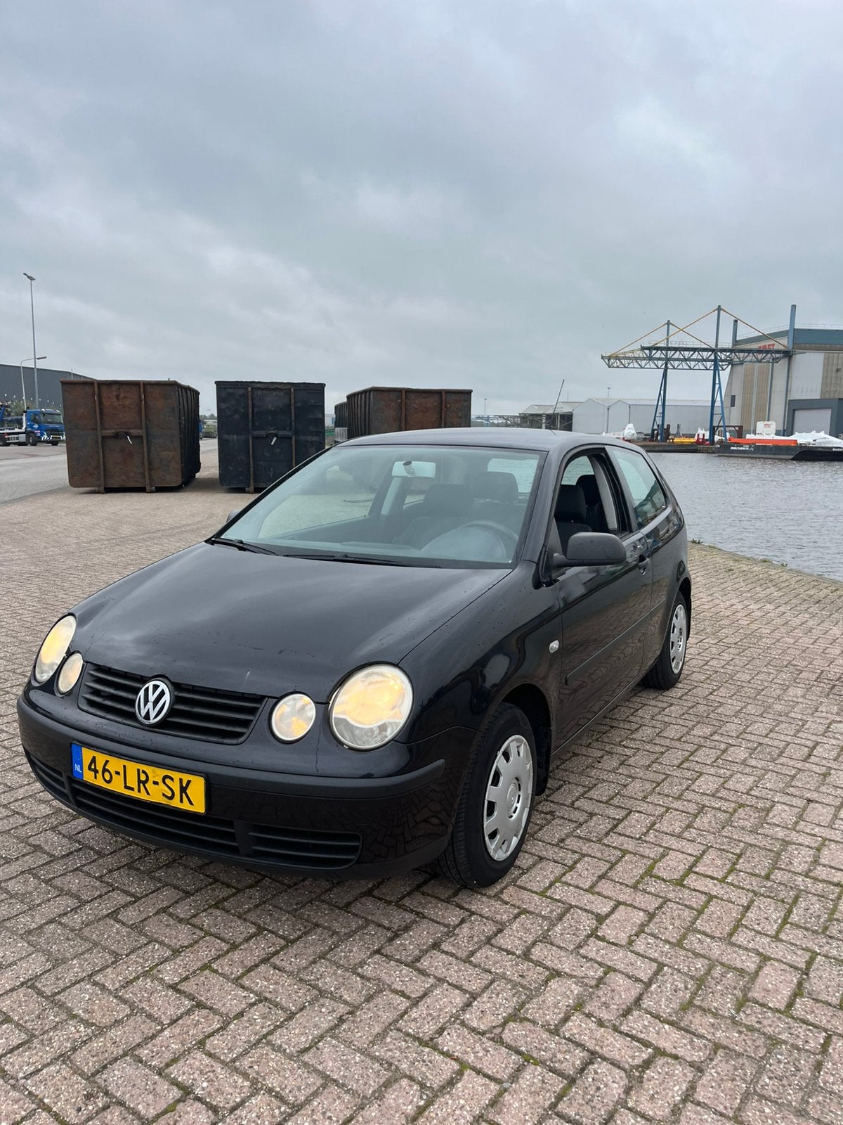 Volkswagen Polo 1.4 55KW 2003 Zwart, Voorwielaandrijving, Stof, 4 cilinders, Zwart
