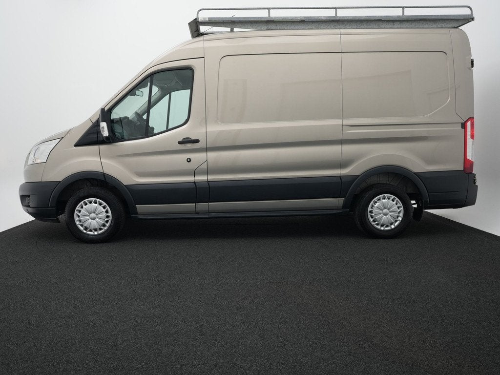Ford Transit 290 2.2 TDCI L2H2 Ambiente | Trekhaak | Imperia, Voorwielaandrijving, Gebruikt, Zwart, 4 cilinders