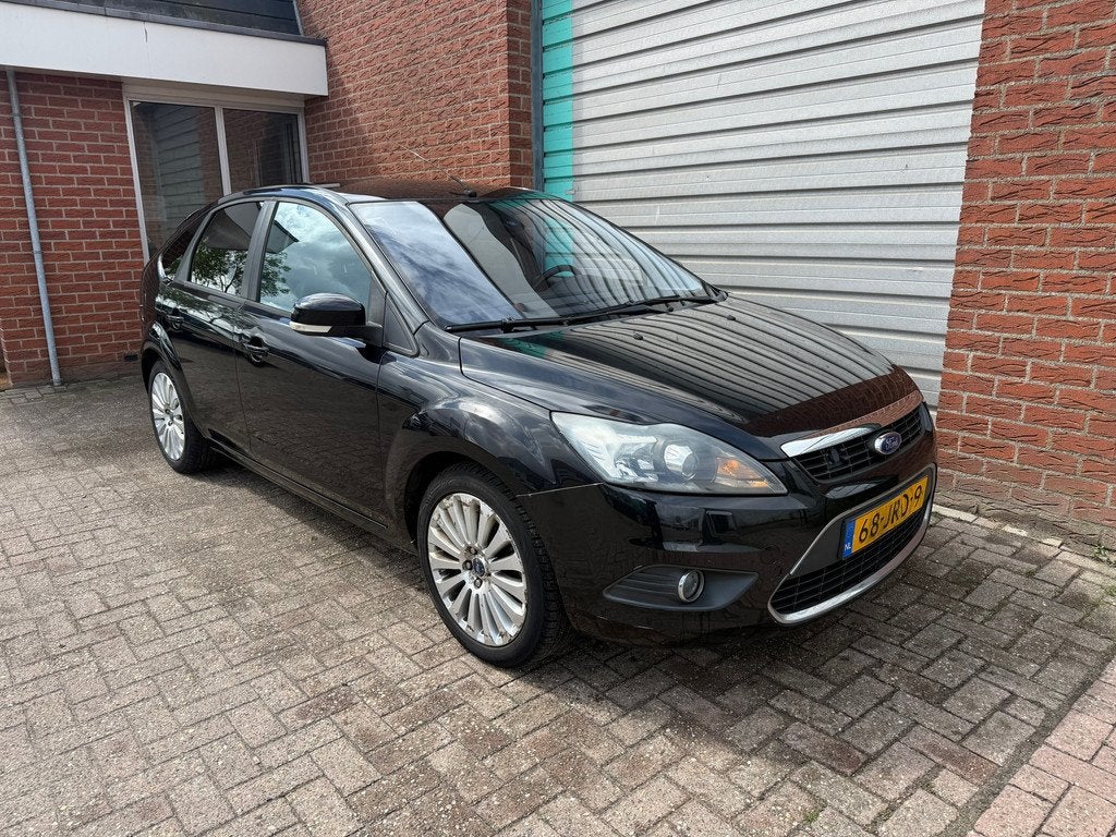 Ford Focus 1.8 Titanium Flexi Fuel Bj:2009 NAP!, Auto's, 125 pk, Gebruikt, 4 cilinders, Zwart