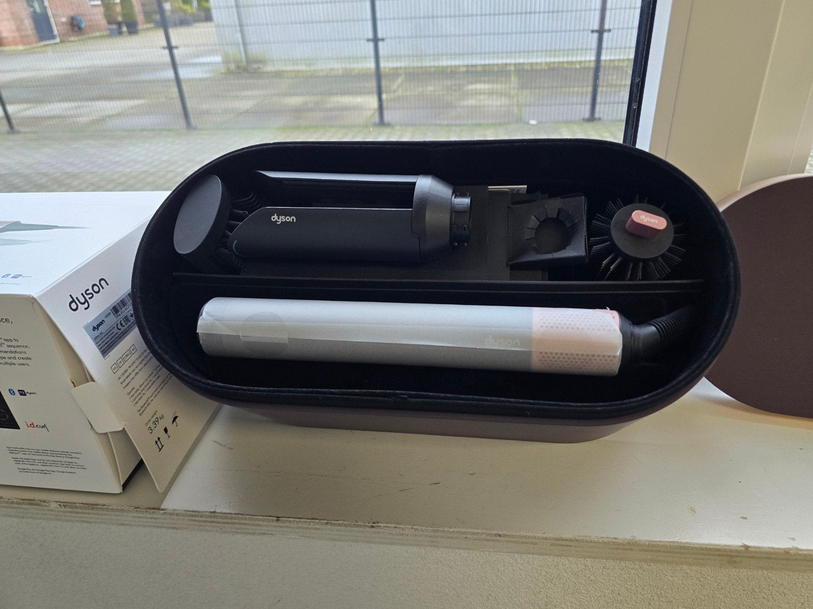 Dyson Airwrap Co-anda 2x Straight+Wavy Styler 6 delig NIEUW, Sieraden, Tassen en Uiterlijk, Ophalen, Nieuw, Krultang of Stijltang