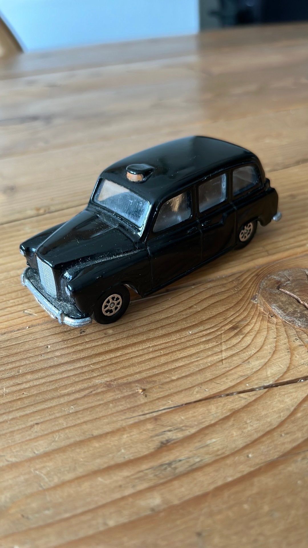Vintage Budgie Models No. 101 London Taxi Cab - H. Seener, Ophalen of Verzenden, Zo goed als nieuw, Auto, Overige merken