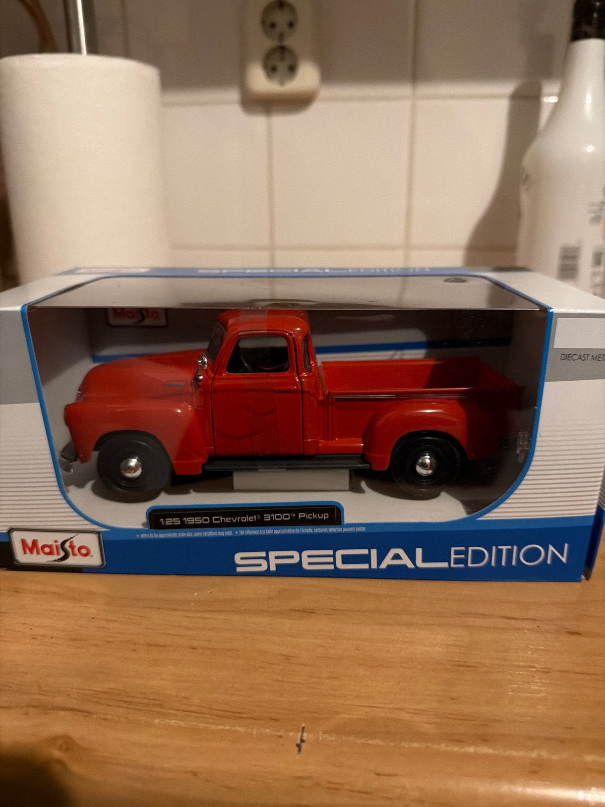Nieuw in de verpakking Chevrolet 3100 Pickup Special Edition, Ophalen of Verzenden, Nieuw, Auto, Overige merken