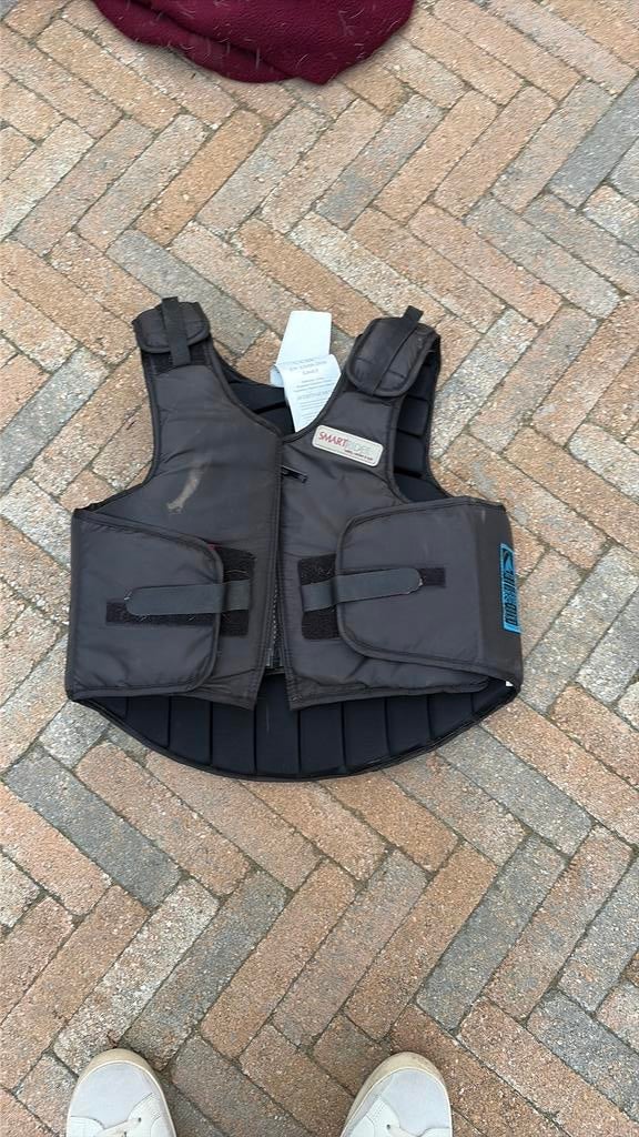 Bodyprotector zwart, Gebruikt, Kinderen, Ophalen of Verzenden, Springen