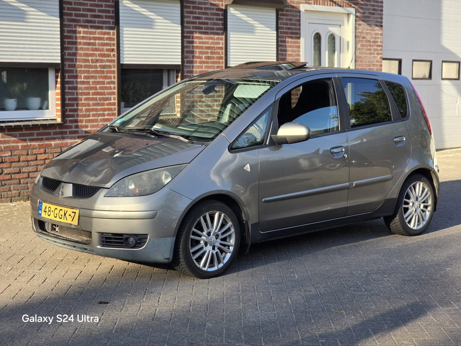Mitsubishi Colt 1.5 CZ5 2008 Grijs, Auto's, Voorwielaandrijving, 970 kg, 40 €/maand, 4 cilinders