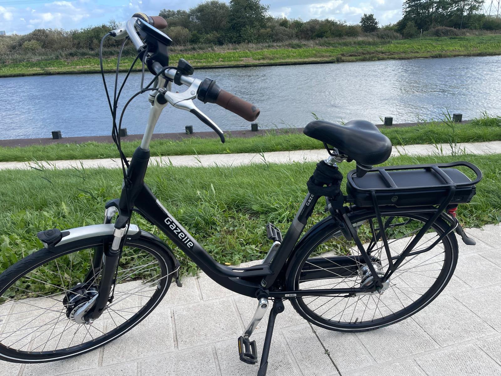 Elektrische Gazelle E-bike, Ophalen, Zo goed als nieuw, 50 km per accu of meer, 55 tot 59 cm