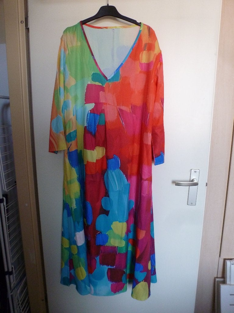 exclusieve italiaanse  MAXI JURK 46 -GRATIS zend, Maat 46/48 (XL) of groter, Nieuw, Onder de knie, Meerkleurig