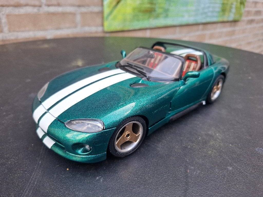 Dodge Viper Custom made 1:18, Ophalen of Verzenden, Zo goed als nieuw, Auto, Bburago