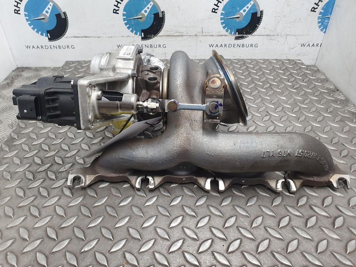 BMW 3 SERIES TURBO 11659845815 2024, Ophalen of Verzenden, Gebruikt, Stiba lid