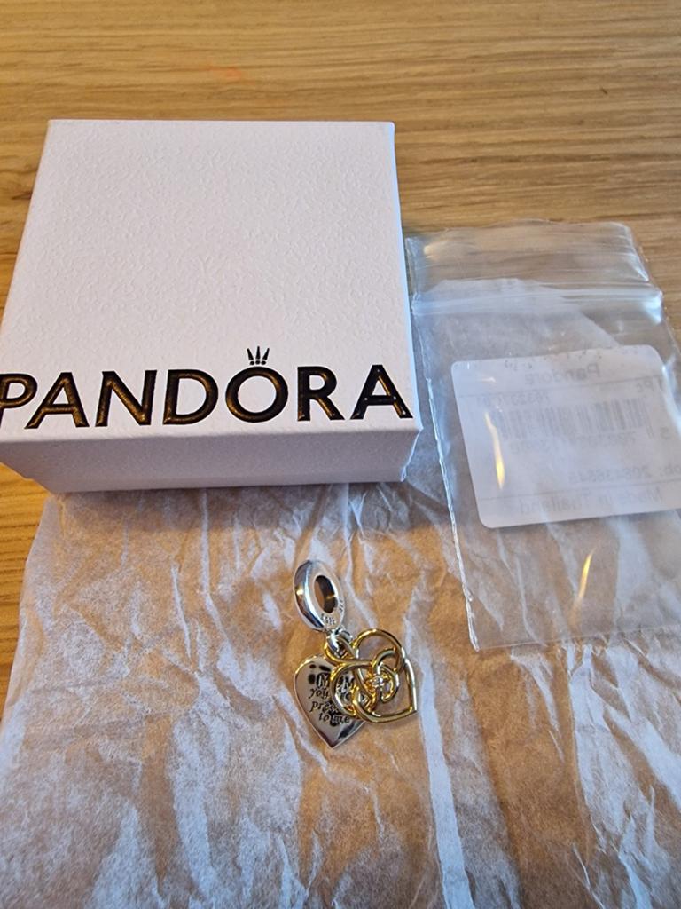 Pandora bedel goud met diamant, Pandora, Nieuw, Ophalen of Verzenden, 1 bedel