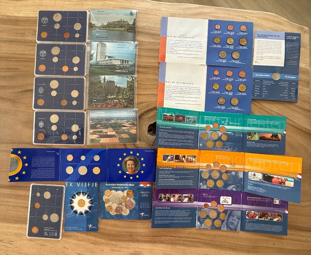 Collectie Nederland FDC Muntsets '82–'01 - 18 originele sets, Postzegels en Munten, Munten | Nederland, Ophalen of Verzenden, Koningin Beatrix