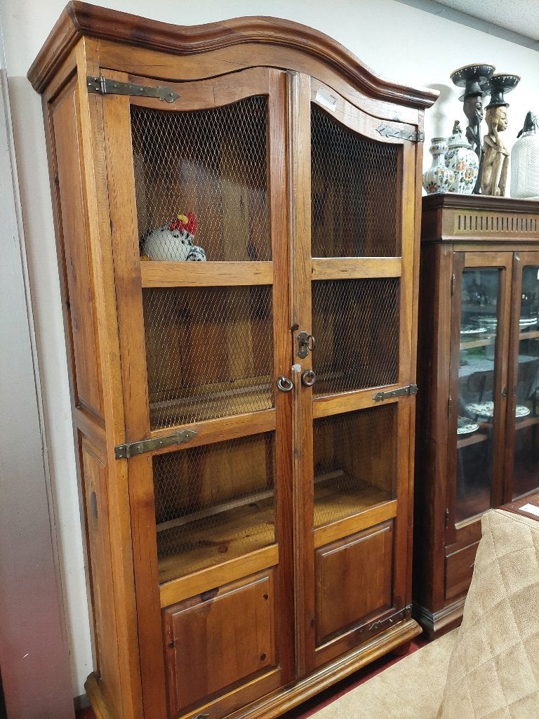 Buffetkast met kippengaas in deur, Ophalen, 100 tot 150 cm, N, N
