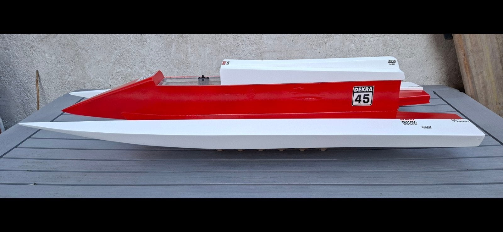 f1 tunnel hull, Ophalen, Zo goed als nieuw