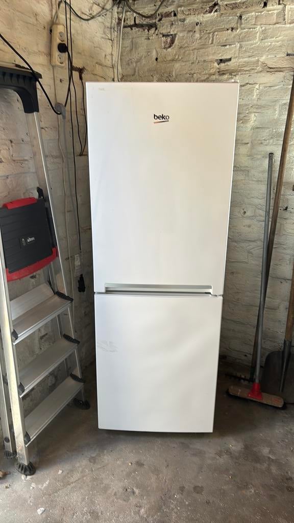 Beko koel-vriescombinatie, Ophalen, Gebruikt, 200 liter of meer, Met aparte vriezer