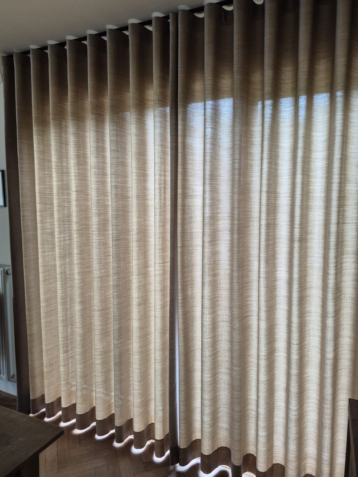 Taupe Wave Plooi Gordijnen (230x260 cm) - Zo goed als nieuw, Ophalen, Overige merken, Gordijn, 230 cm