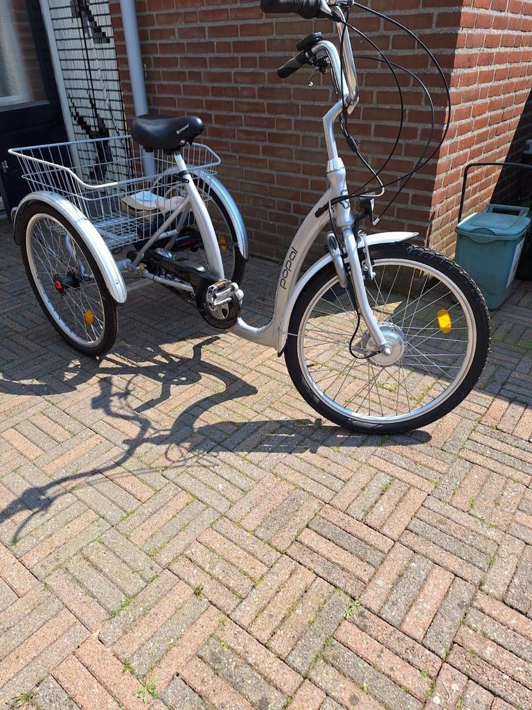 Popal driewieler fiets met mand & trapondersteuning., Ophalen, Zo goed als nieuw, Velgrem, Popal
