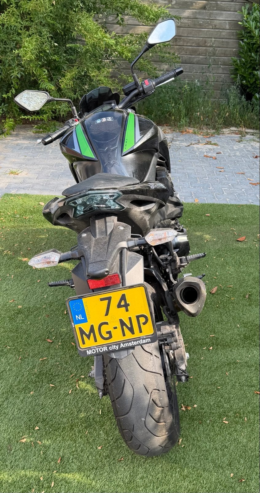 Kawasaki Z800 - Krachtige Naked Bike met ABS, Motoren, 4 cilinders, Motorrijbewijs A, Gebruikt, Particulier