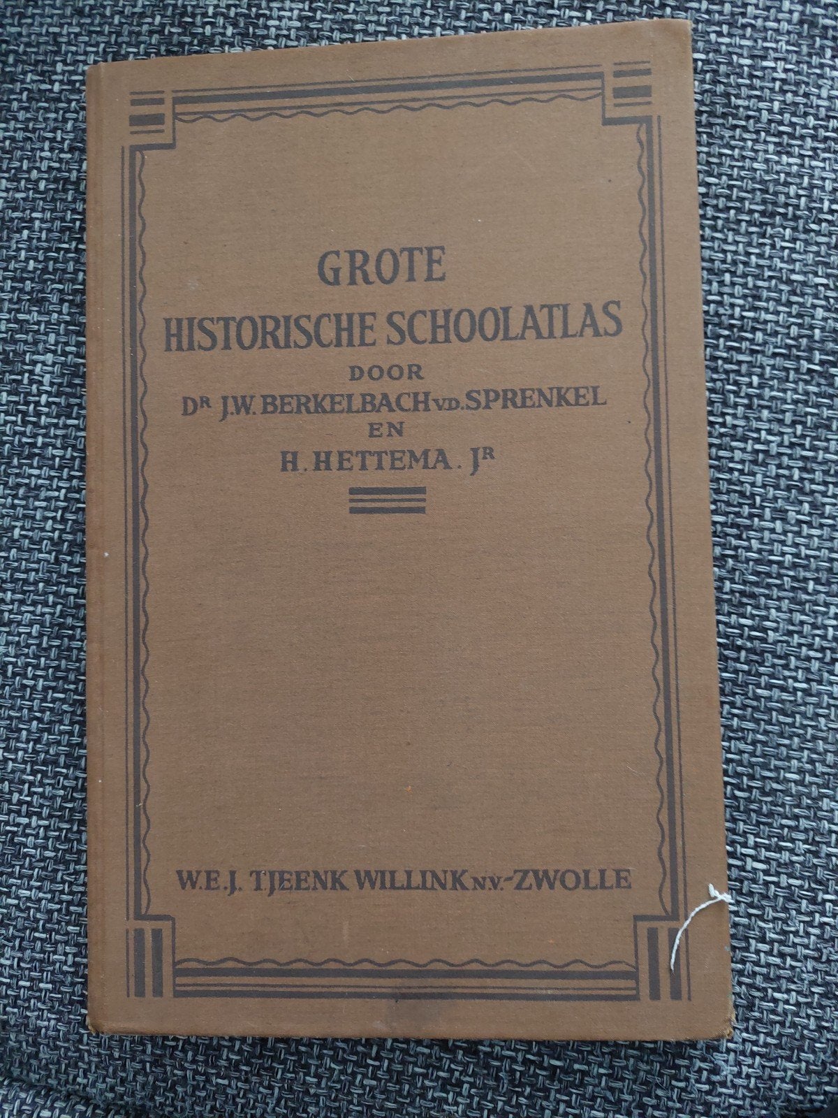 Grote Historische Schoolatlas - Unieke Platen, Boeken, Gelezen, Bosatlas, Ophalen of Verzenden, 1800 tot 2000