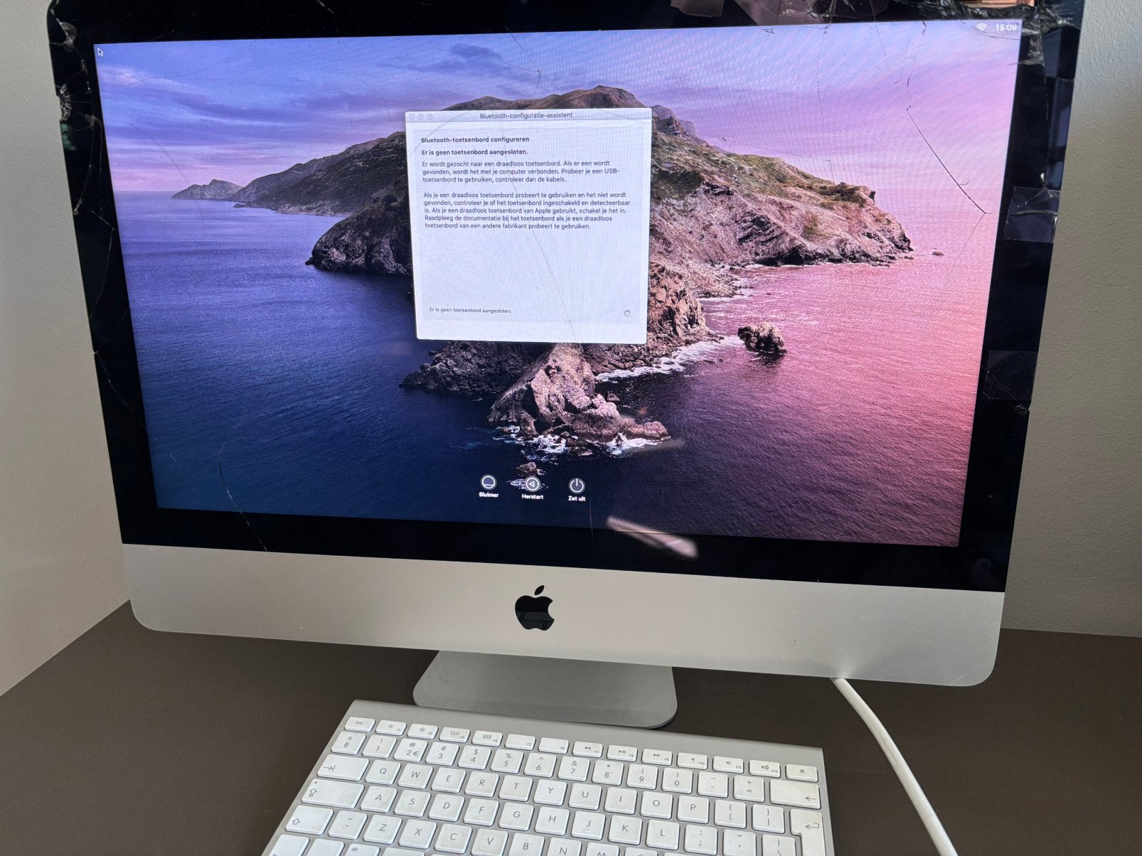 iMac 21.5″ incl toetsenbord scherm vervangen, Computers en Software, Gebruikt, IMac, Ophalen of Verzenden, 21.5 inch