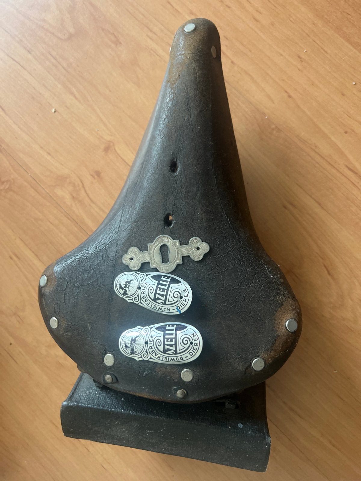 Vintage Gazelle fietszadel - Leer met veren, Gebruikt, Leer, Ophalen of Verzenden, Zadel