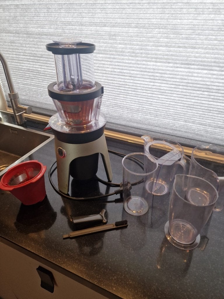 Slow Juicer, Witgoed en Apparatuur, Juicers, Ophalen of Verzenden, Zo goed als nieuw, Elektrisch, Slowjuicer