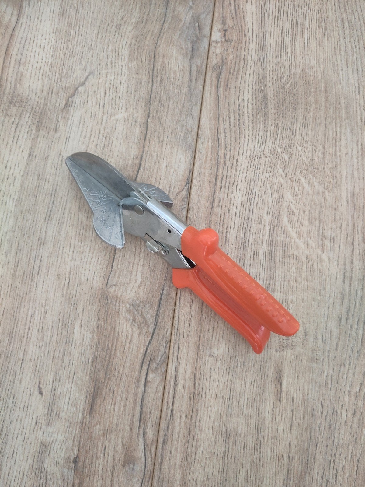 Plintenschaar met verstek indicatie, Doe-het-zelf en Verbouw, Gereedschap | Handgereedschap, Ophalen, Gebruikt, Snijgereedschap