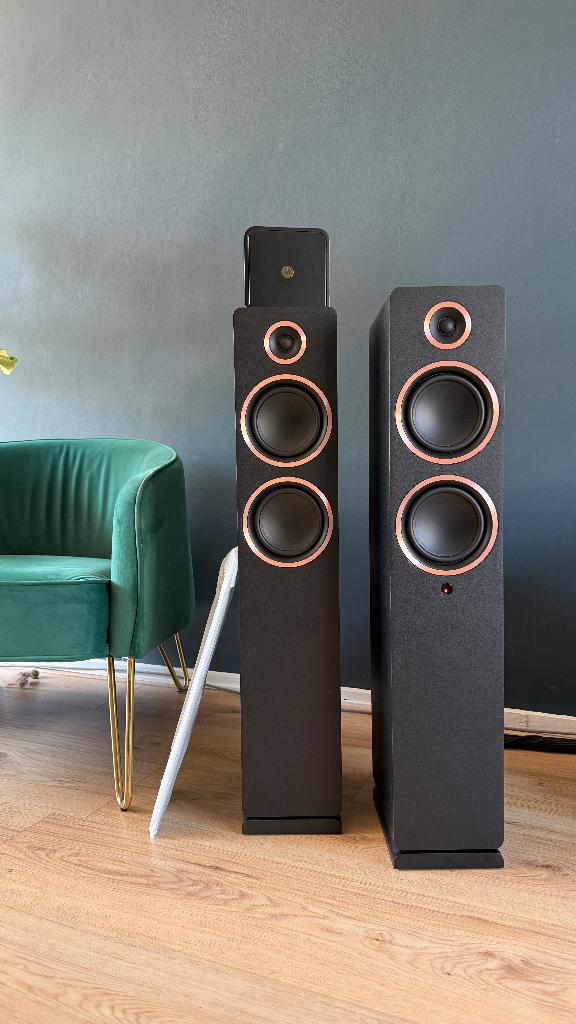 Argon Audio Fenris A55 + Solo Streamer Airplay2, Zo goed als nieuw, 60 tot 120 watt, Front, Rear of Stereo speakers, Ophalen