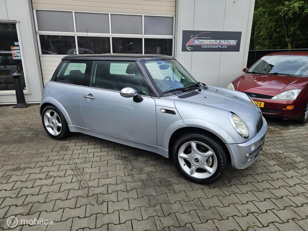 Mini Mini 1.6 Cooper, Voorwielaandrijving, 1025 kg, Gebruikt, Automatische klimaatregeling