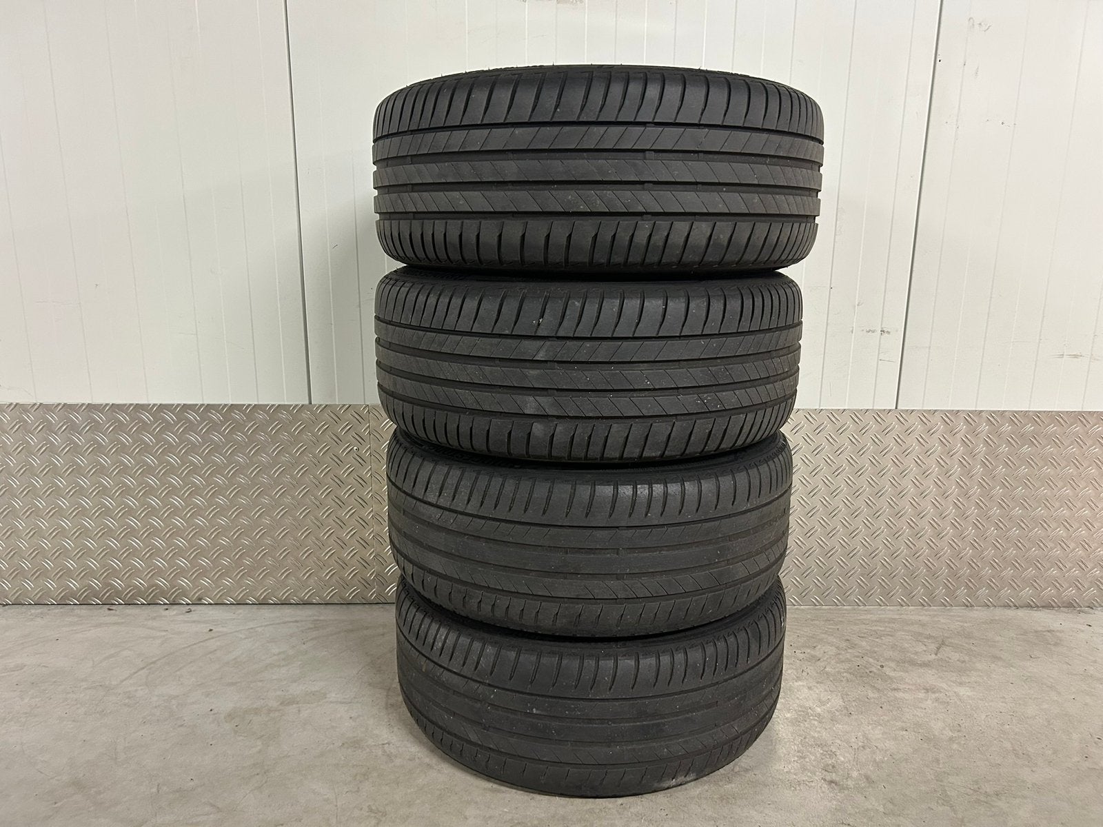 Originele Audi A3 S3 8Y 8V 8P sport 18 inch Bridgestone AO, Ophalen, Gebruikt, Banden en Velgen, Personenwagen