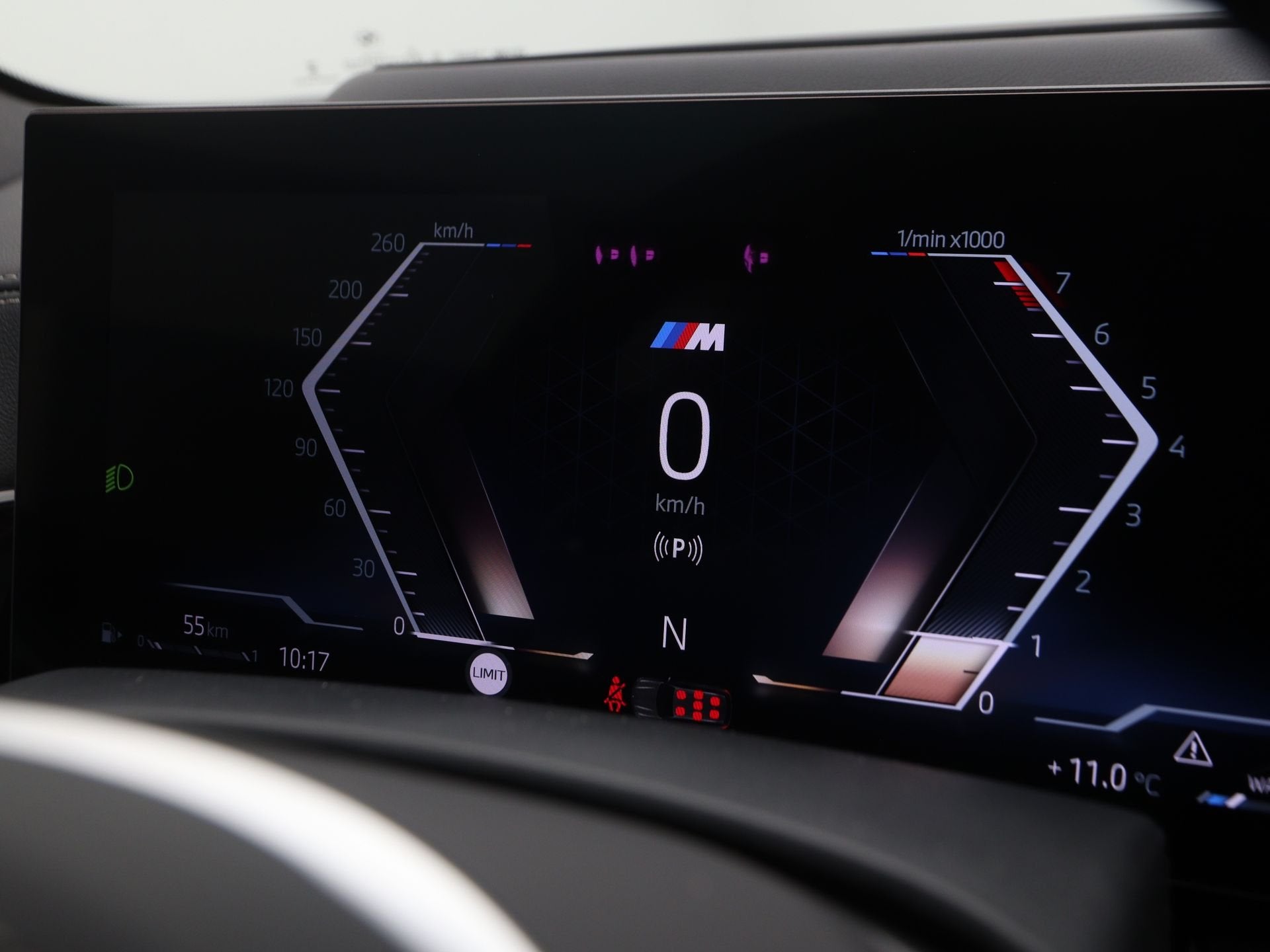 BMW X5 xDrive40i M Sport Pro 7p (bj 2026, automaat), Auto's, Automaat, 2210 kg, 7 stoelen, Zwart