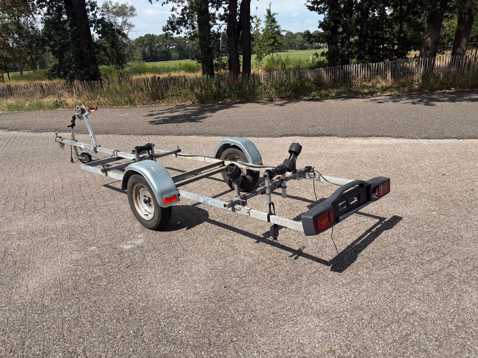 Nette boottrailer ongeremd tot lengte +-4.75m, Watersport en Boten, Boottrailers, Ophalen