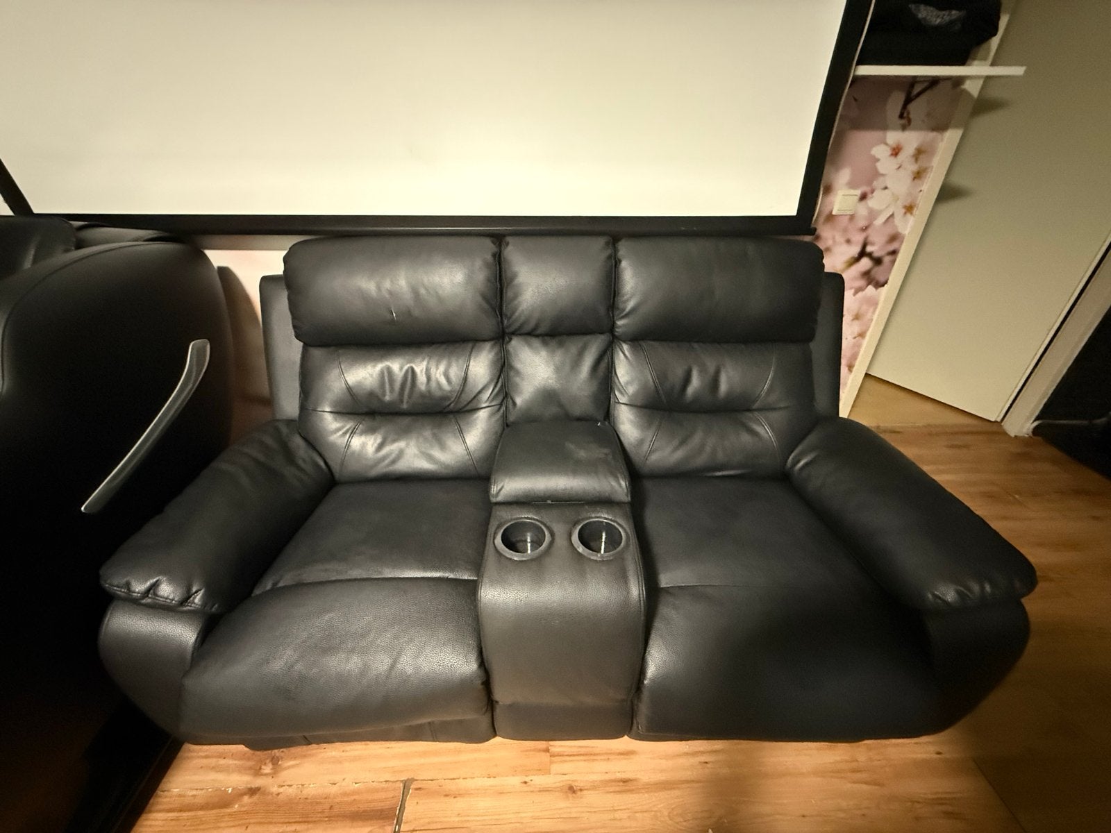 Zwarte 2-zits Home Cinema Relaxbank met bekerhouders, Ophalen, Gebruikt, 150 tot 200 cm, Tweepersoons